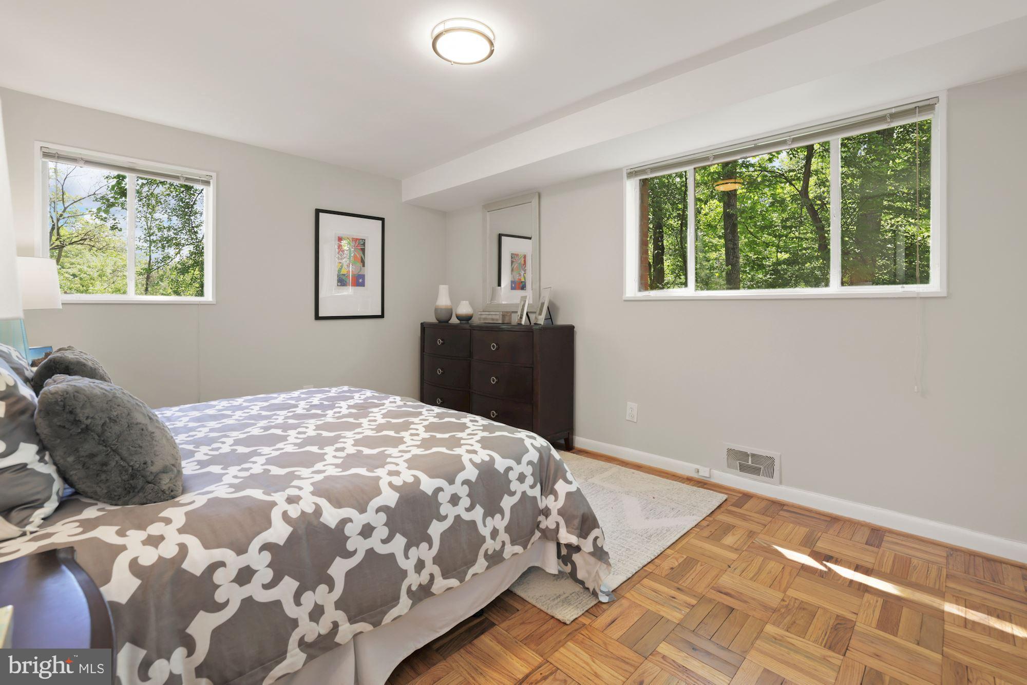 PARKSIDE CONDOMINIUMS - Residential