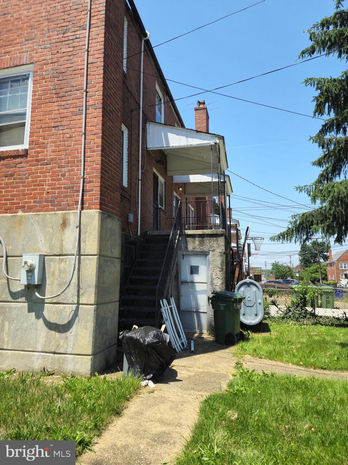 ARLINGTON - Residential