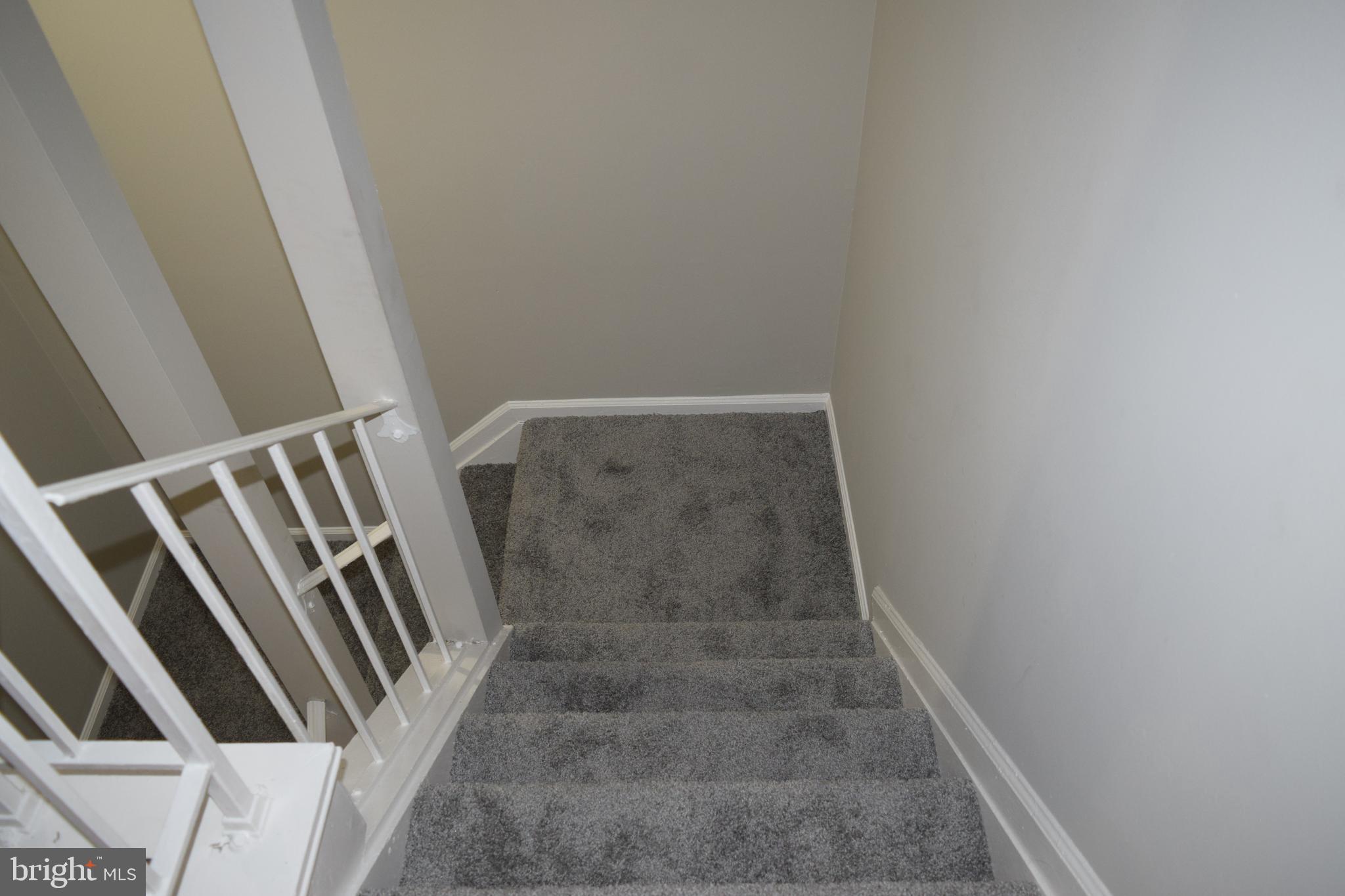 LAUREL LAKES - Residential Lease