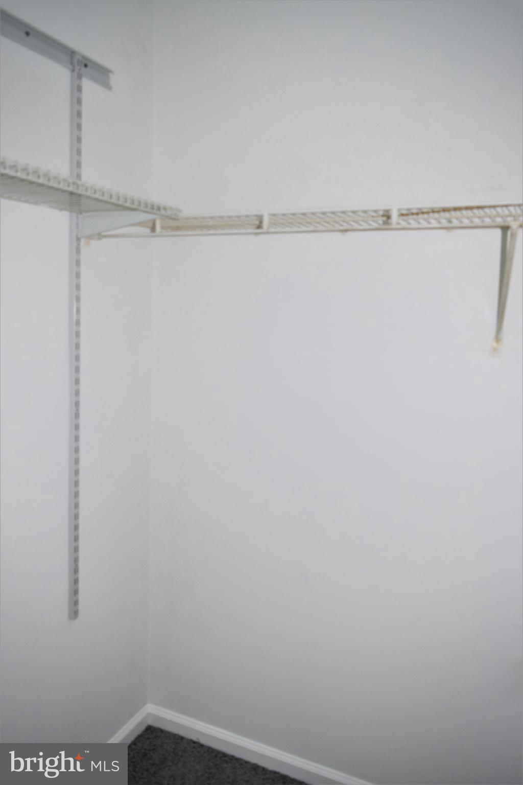 LAUREL LAKES - Residential Lease