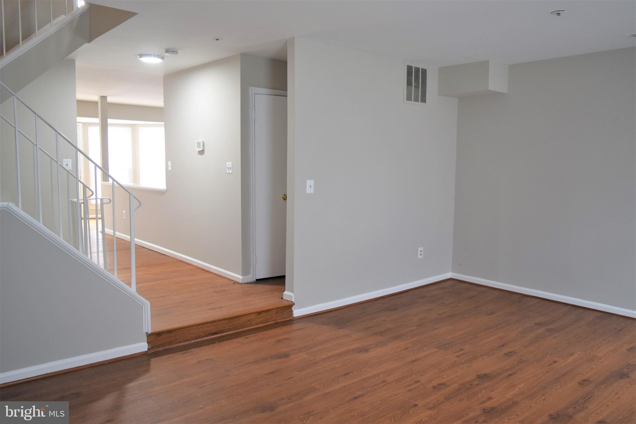 LAUREL LAKES - Residential Lease