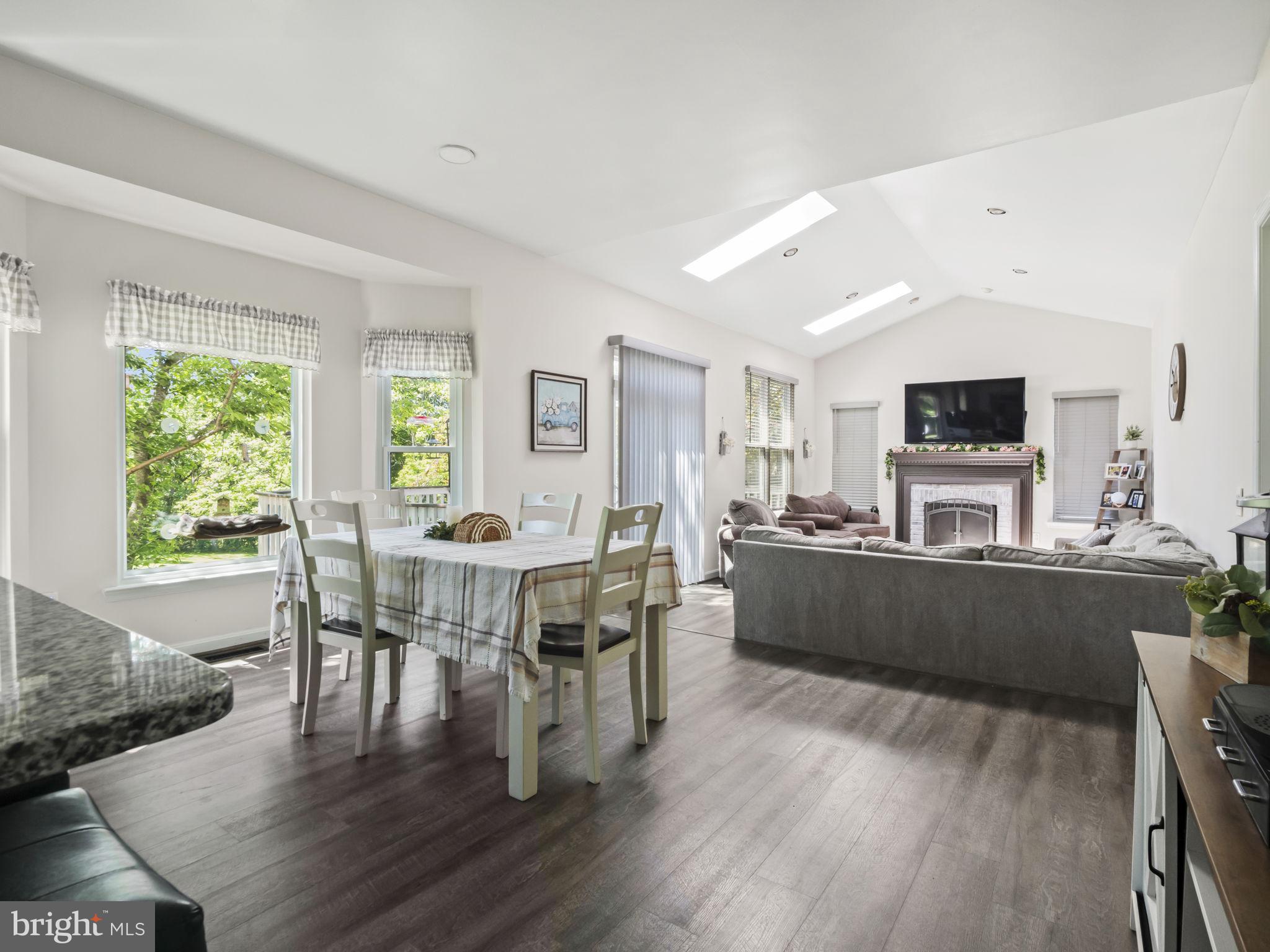 SOUTH WALES - Residential