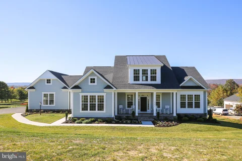 MLS: VAPW2128536