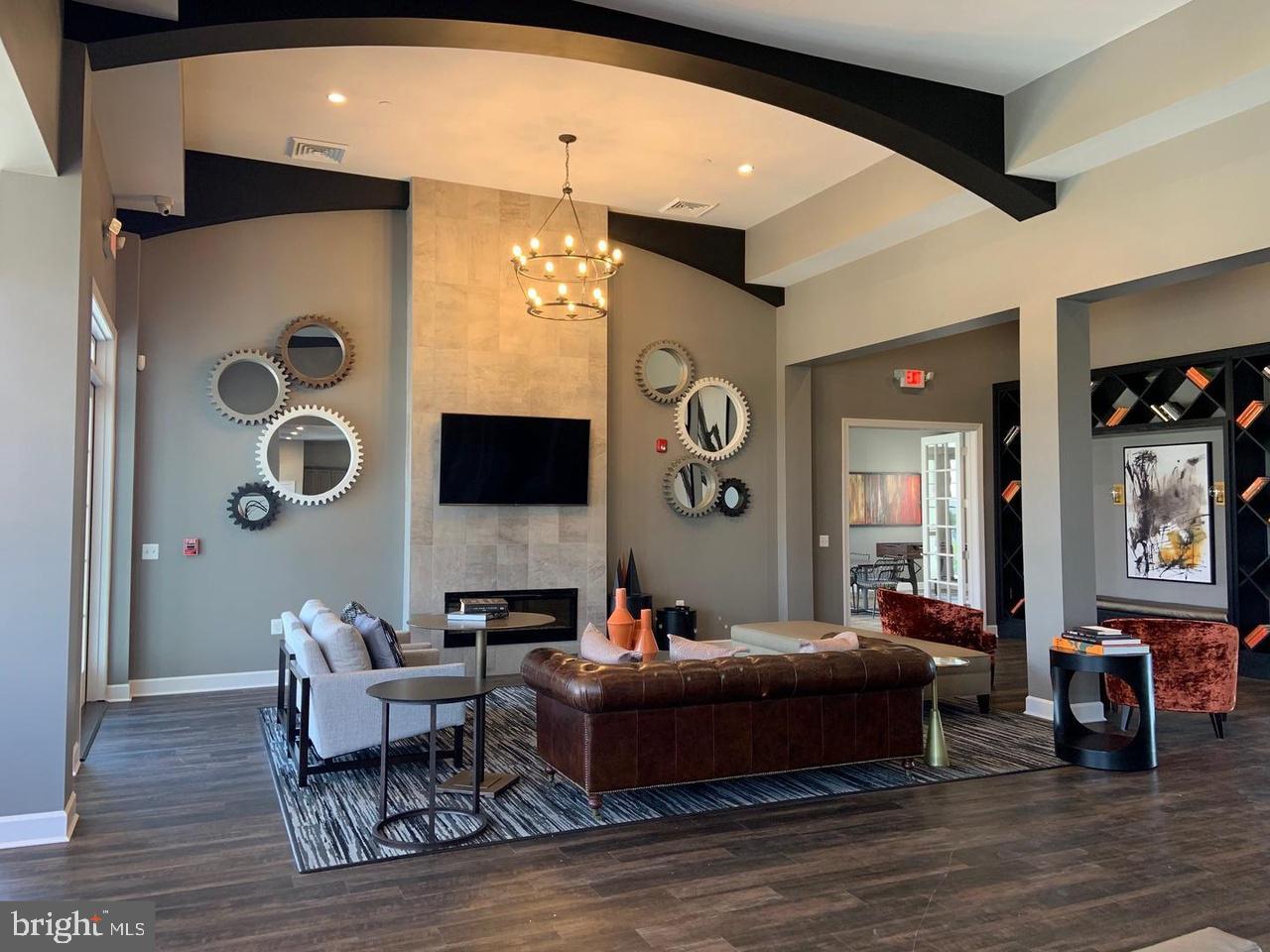 WESTVIEW SOUTH - Residential Lease