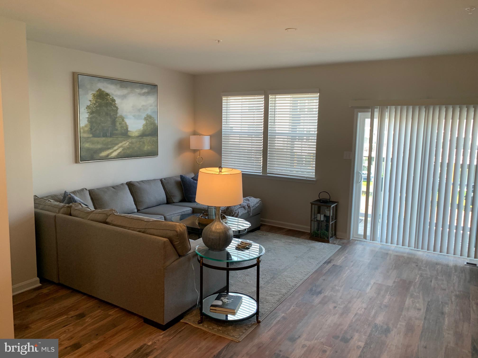 WESTVIEW SOUTH - Residential Lease