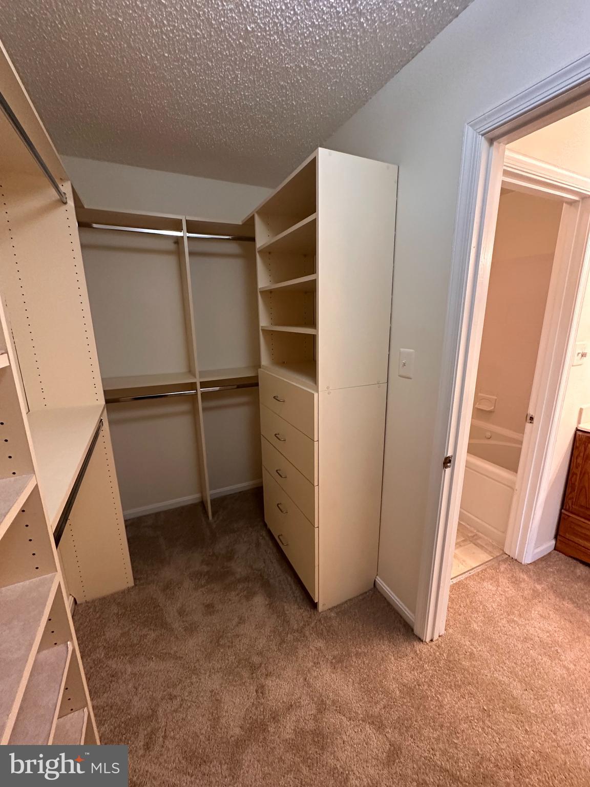 MAYFAIR - Residential Lease