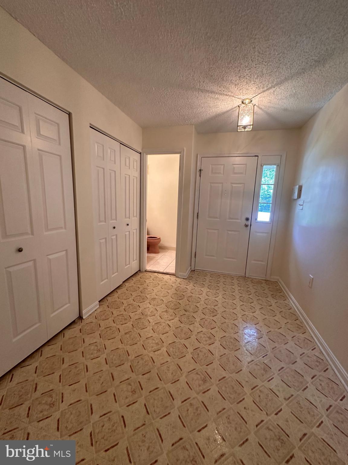 MAYFAIR - Residential Lease