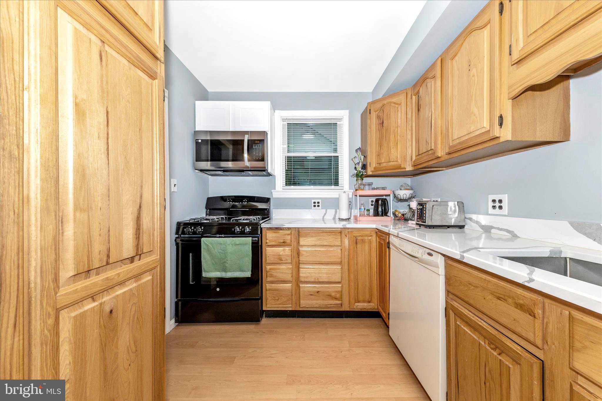 GREEN MEADOWS - Residential