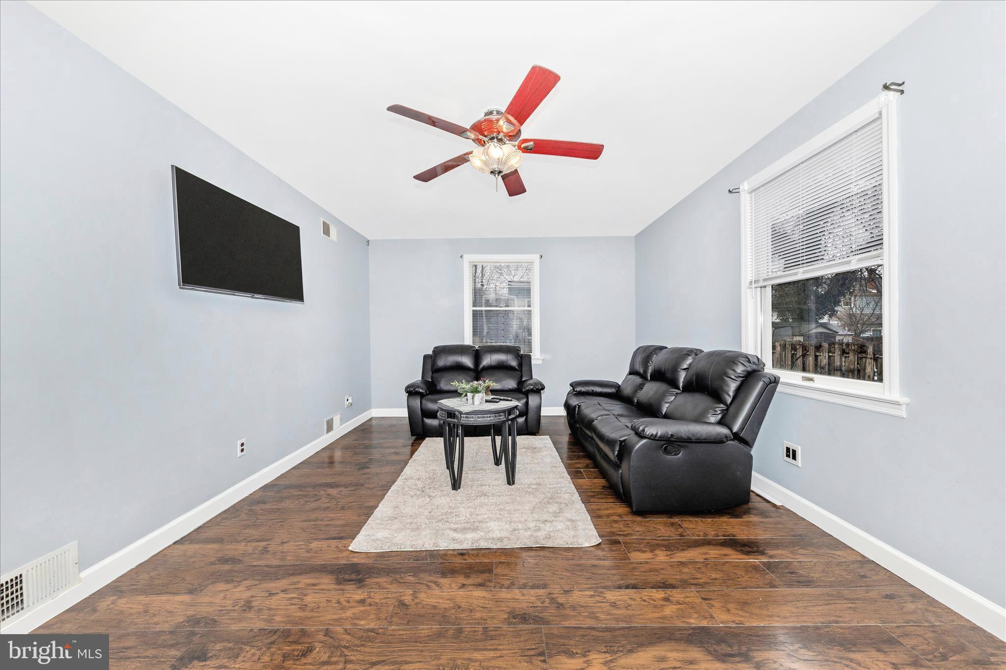 GREEN MEADOWS - Residential