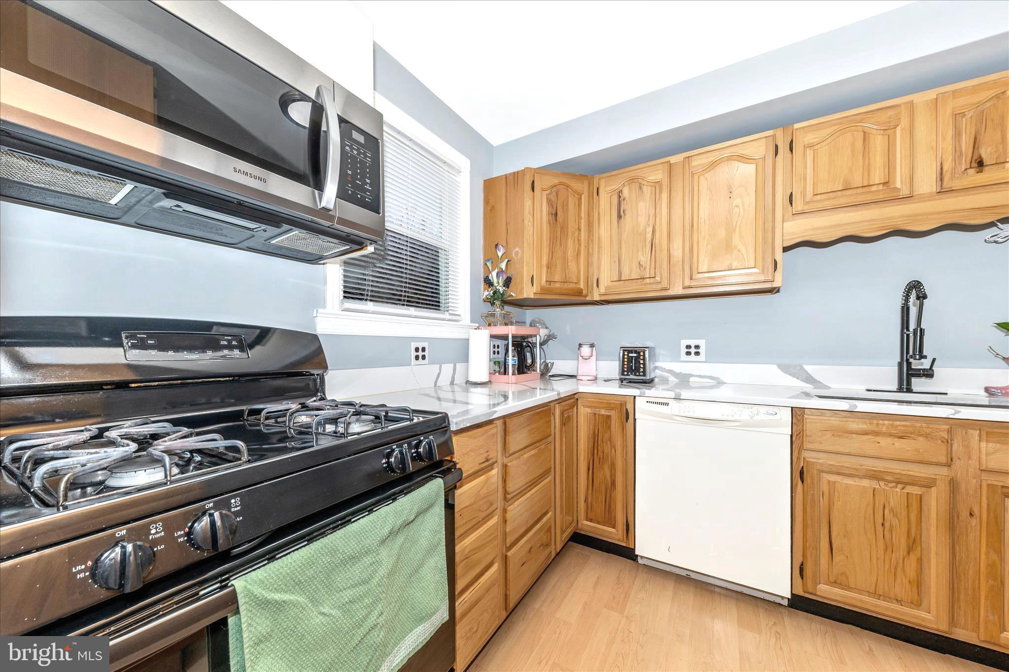 GREEN MEADOWS - Residential