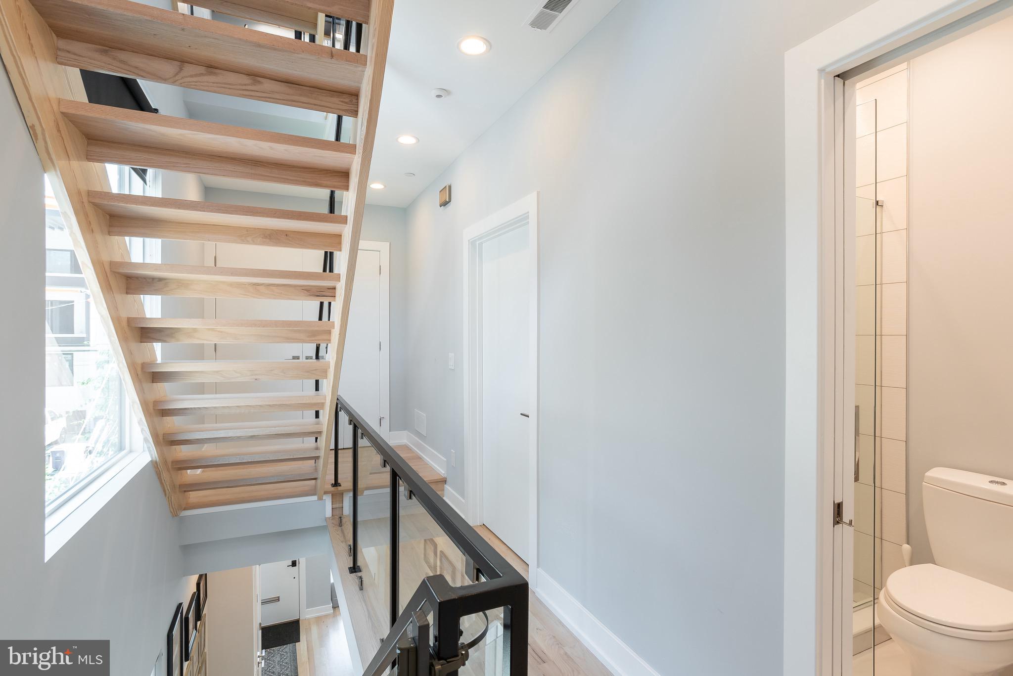 FRANCISVILLE - Residential