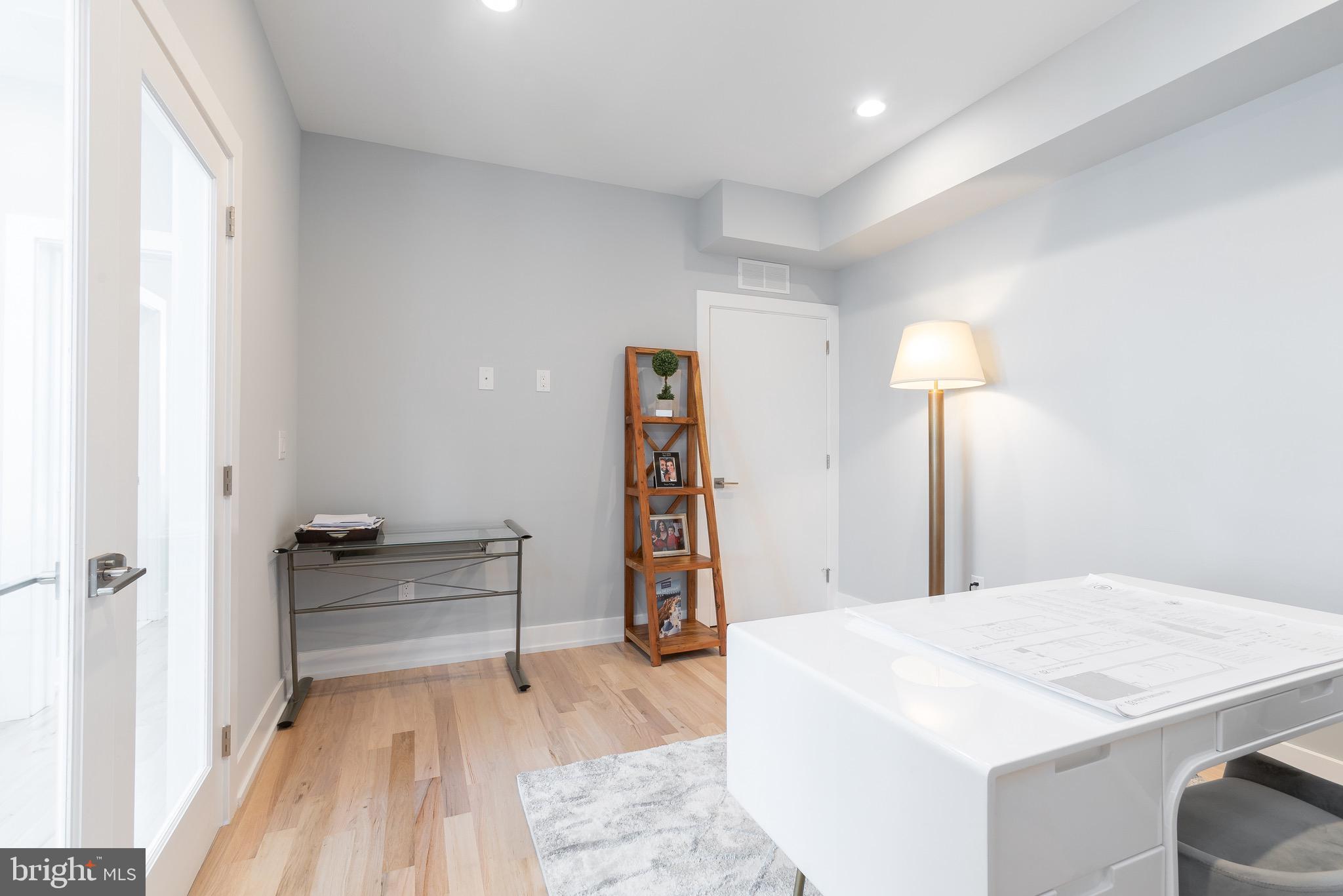 FRANCISVILLE - Residential