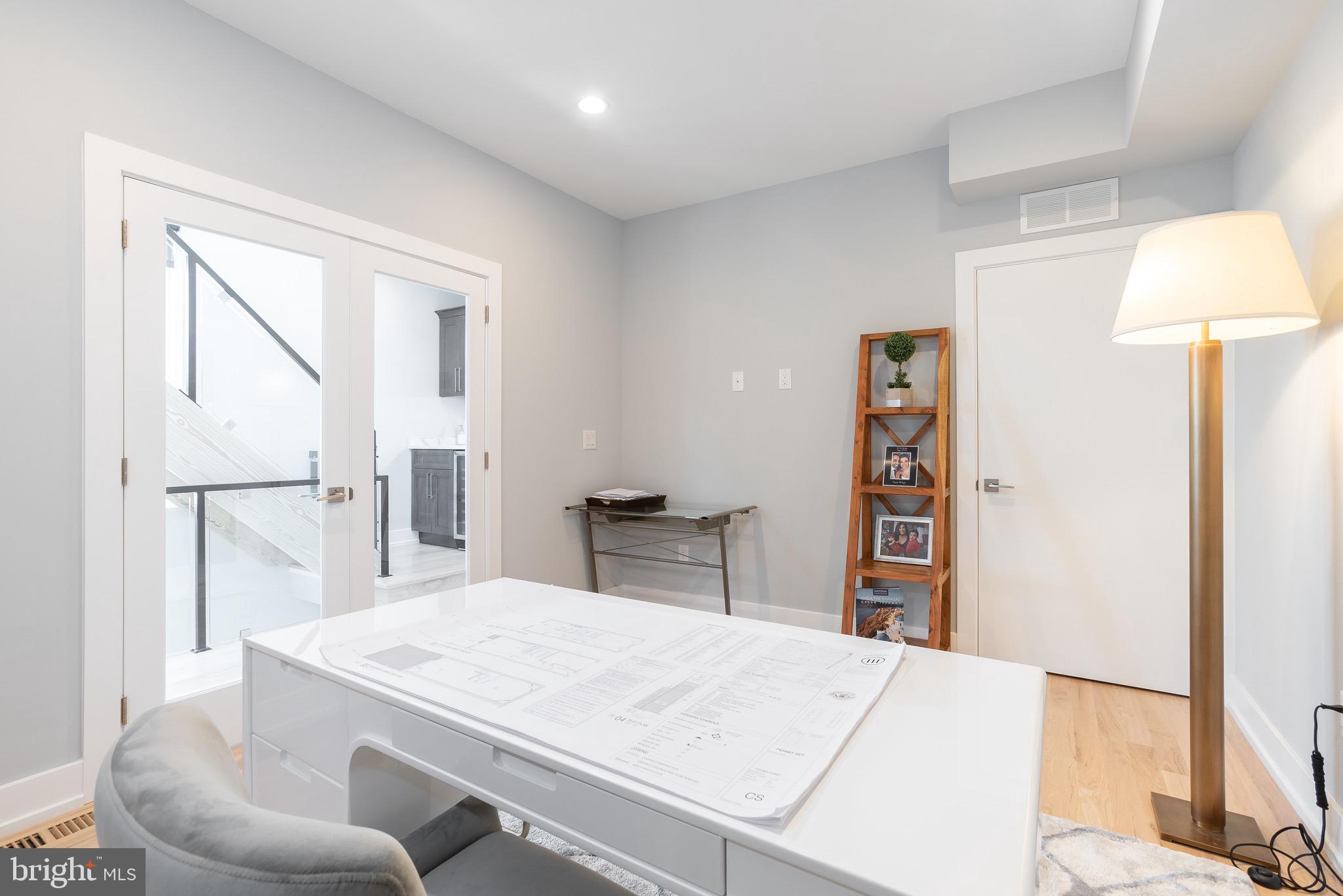 FRANCISVILLE - Residential