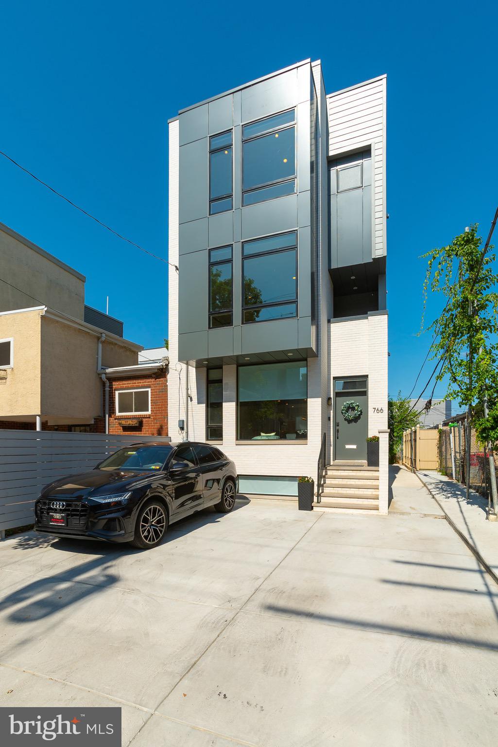 FRANCISVILLE - Residential