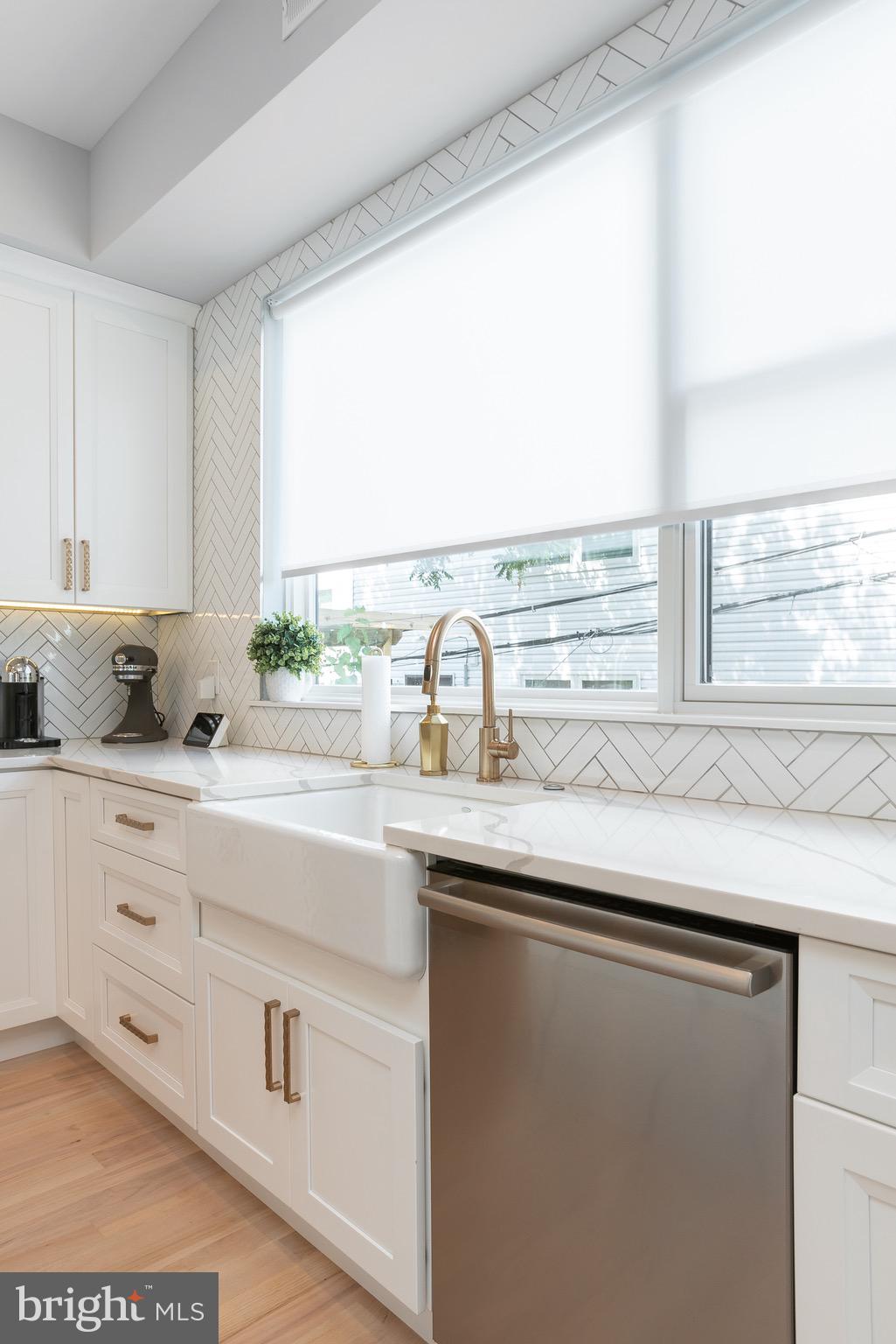 FRANCISVILLE - Residential