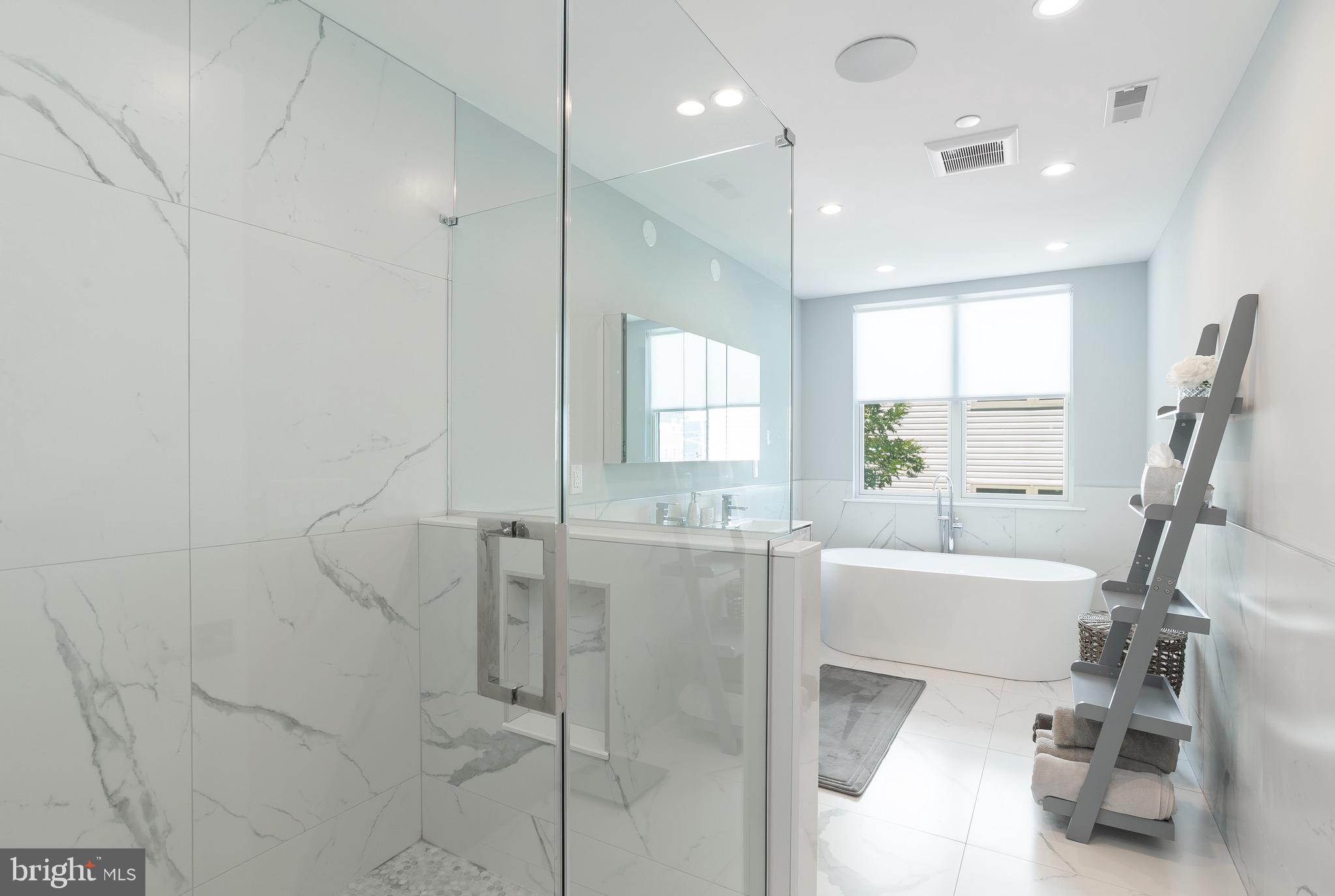 FRANCISVILLE - Residential