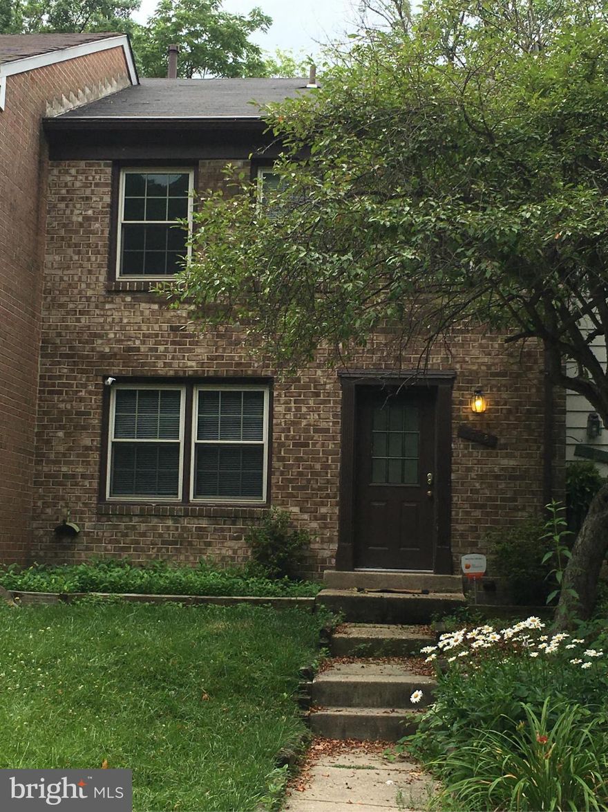 Beautiful three bedroom townhouse in Columbia--Fully finished walkout basement with rec room/bedroom and full bathroom--separate laundry room--spacious dining room and step down family room leading to deck--Close to shopping and restaurants--Easy access to 29/32/175/100/95--Call Chanda to schedule a showing--