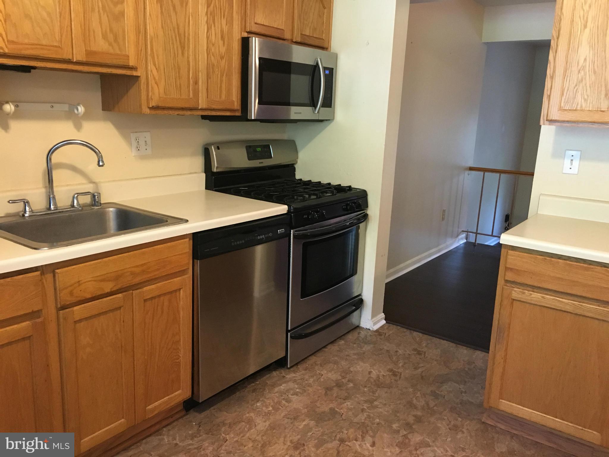 VILLAGE OF LONG REACH - Residential Lease