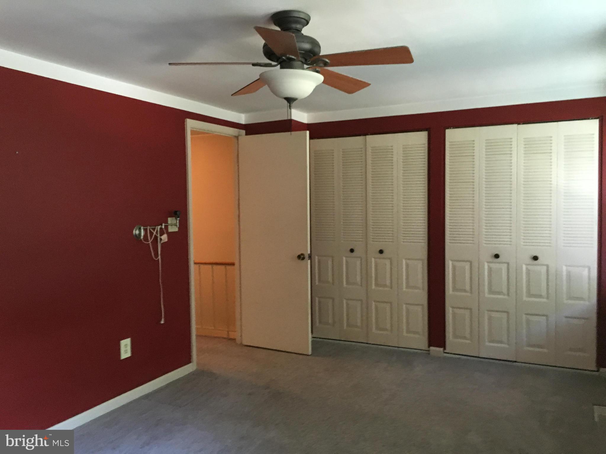 VILLAGE OF LONG REACH - Residential Lease