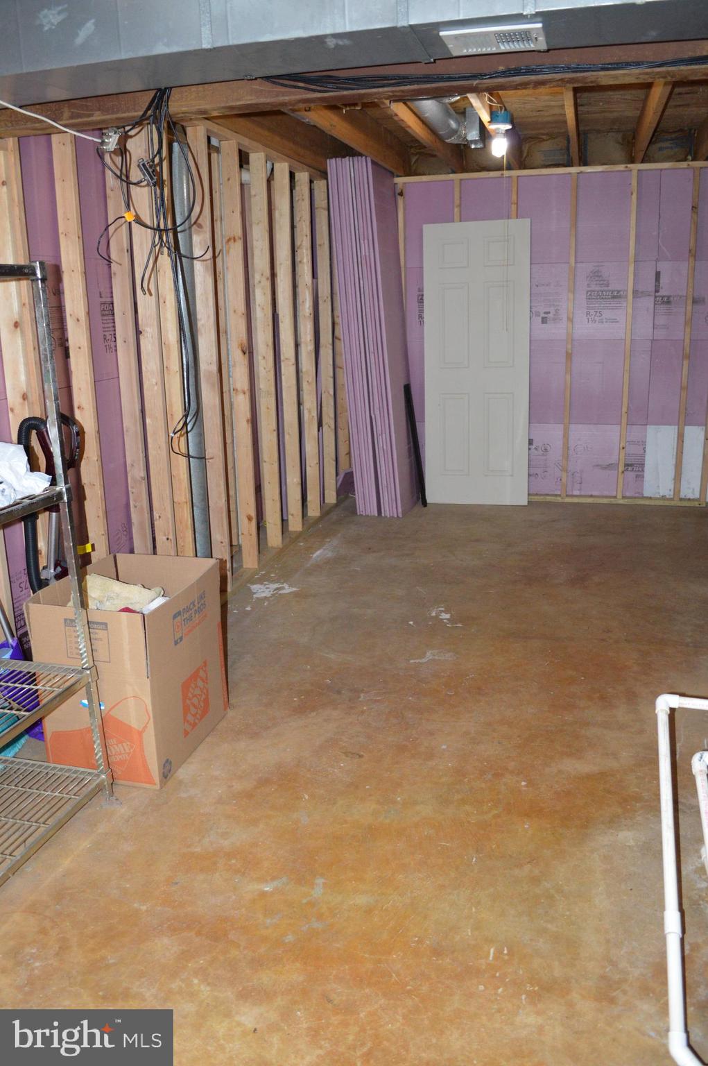 ATLANTIS - Residential Lease