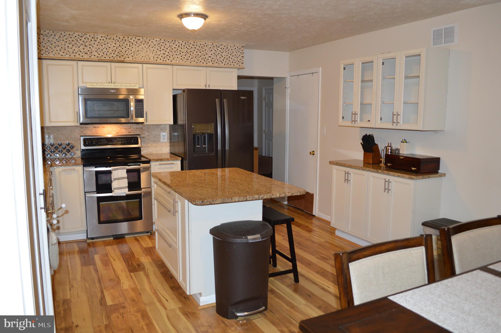 ATLANTIS - Residential Lease