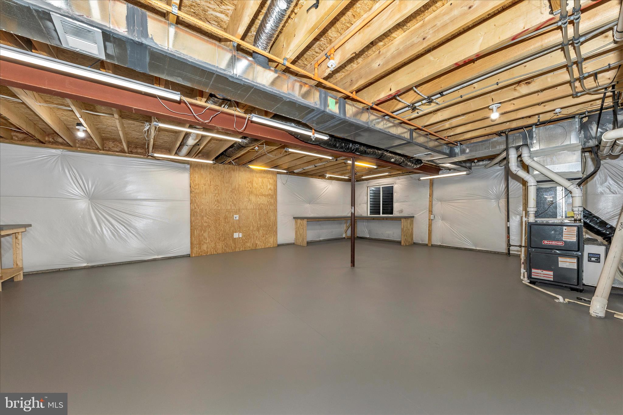 WOODBOURNE MANOR - Residential