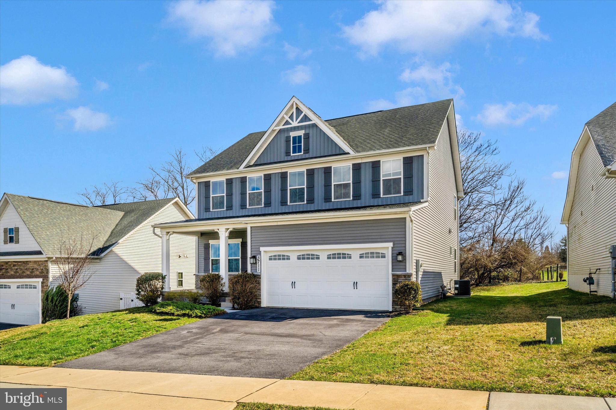 WOODBOURNE MANOR - Residential