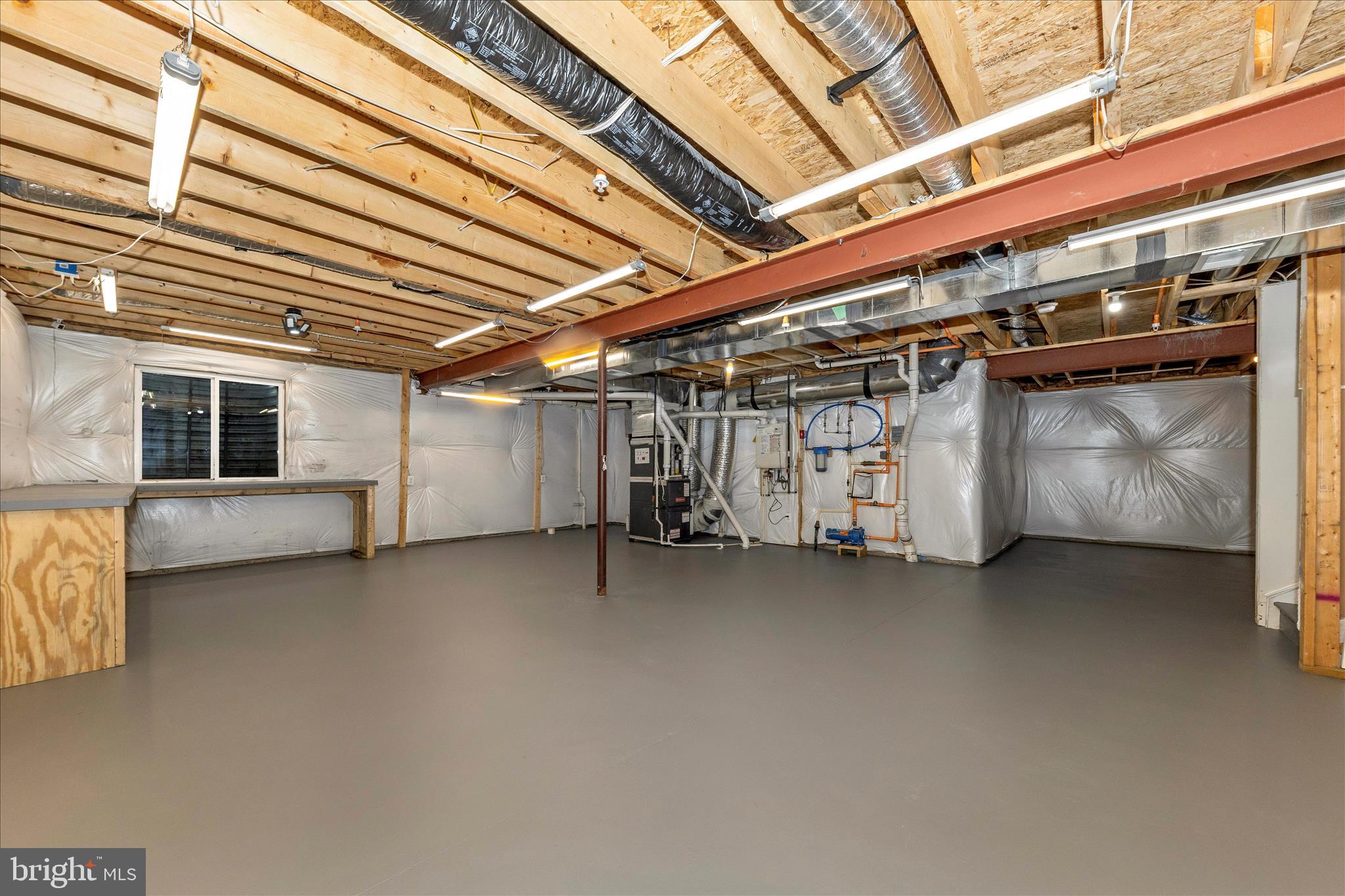 WOODBOURNE MANOR - Residential