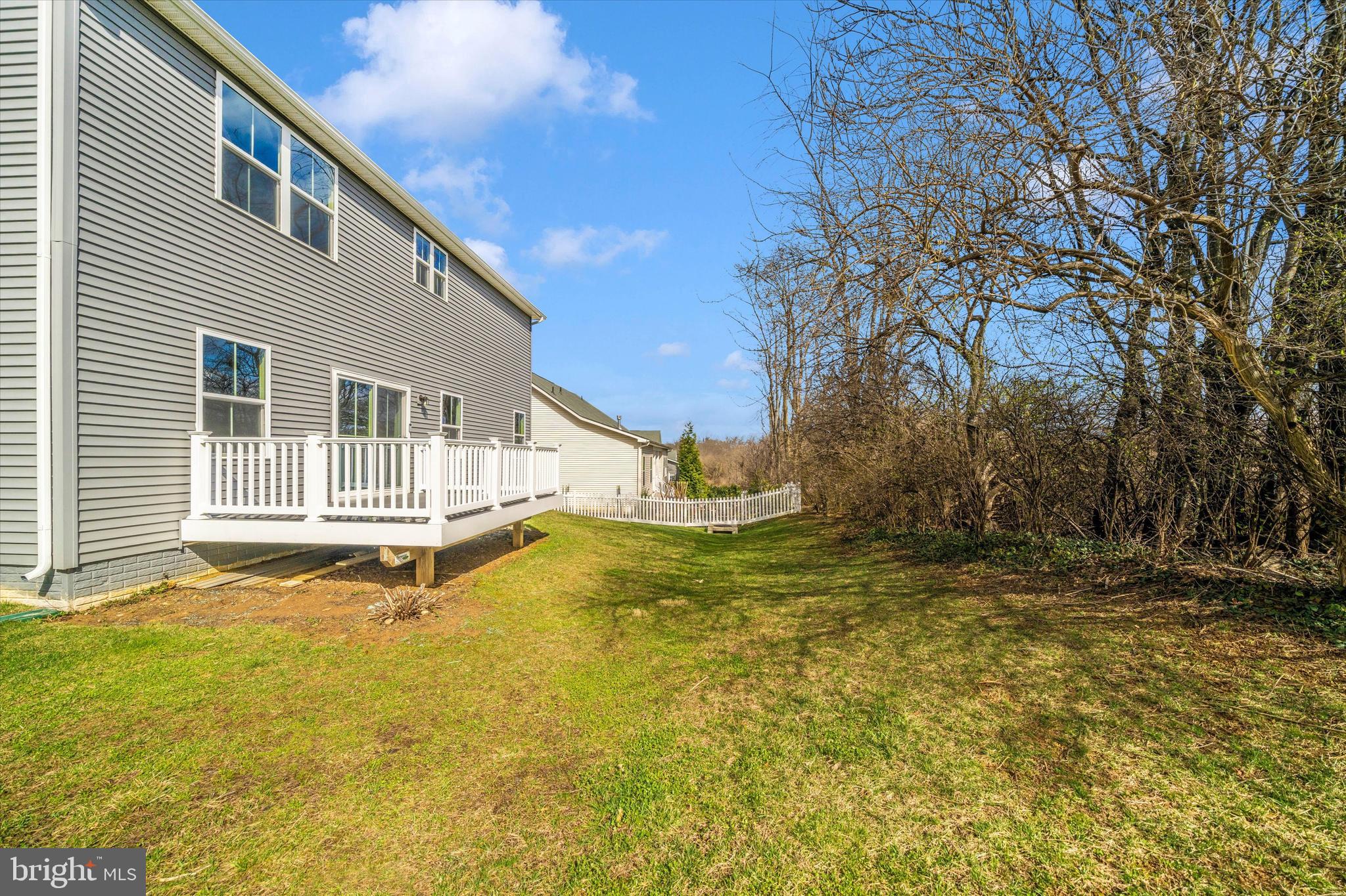 WOODBOURNE MANOR - Residential