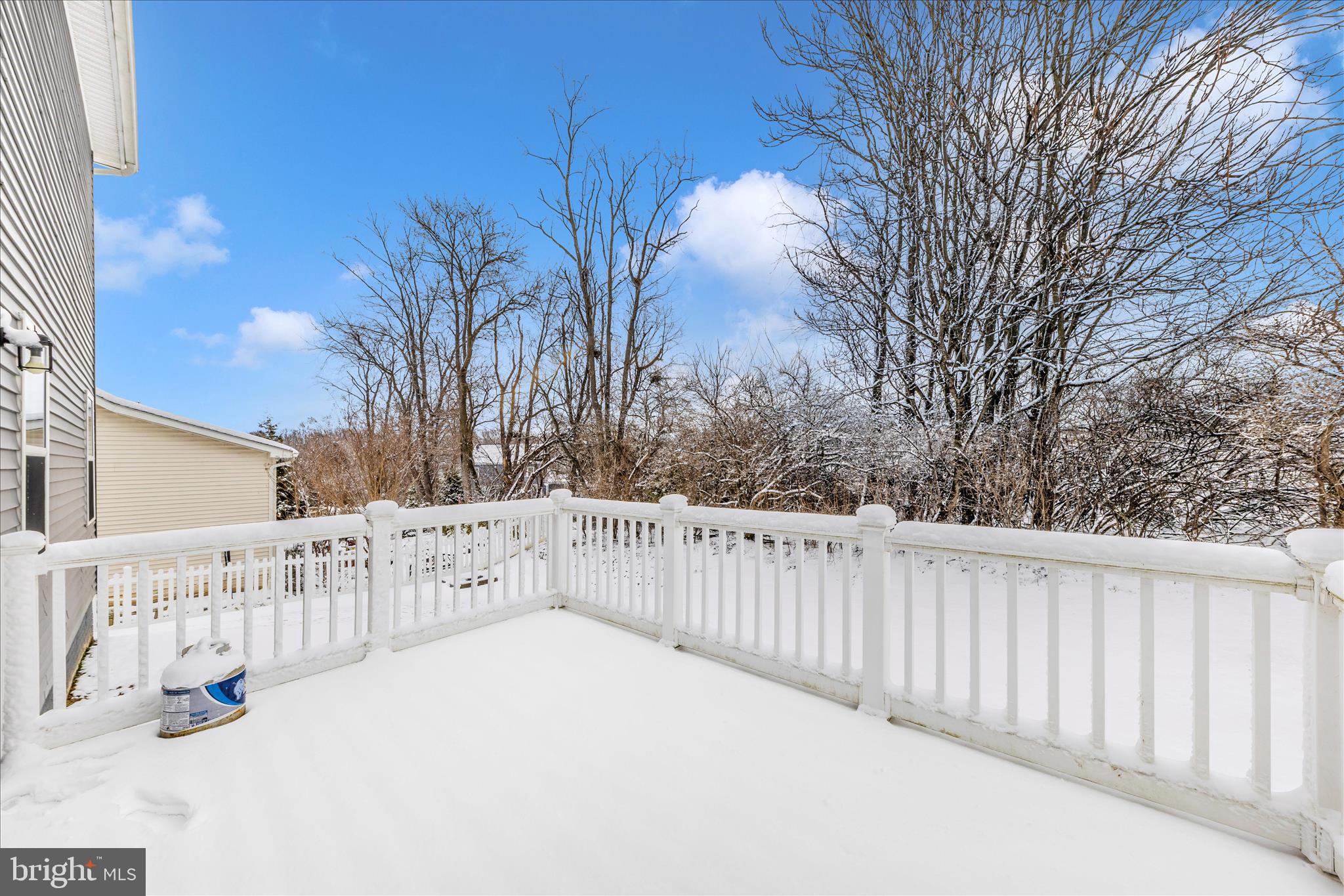 WOODBOURNE MANOR - Residential