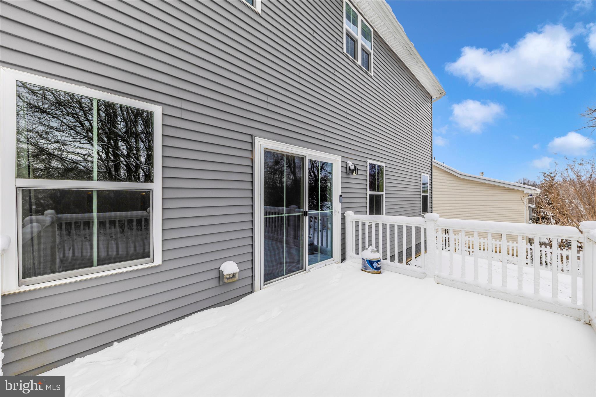 WOODBOURNE MANOR - Residential