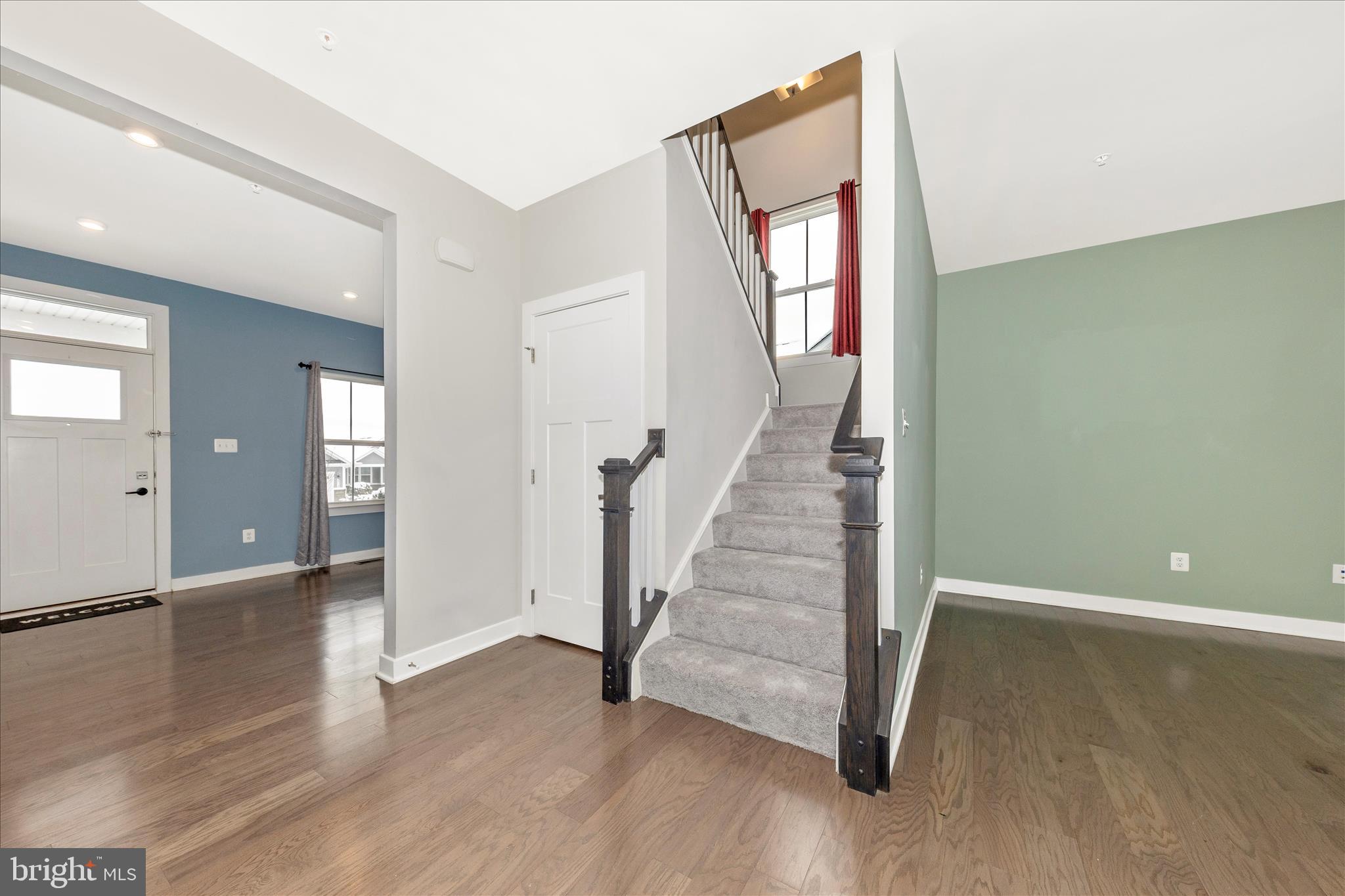 WOODBOURNE MANOR - Residential