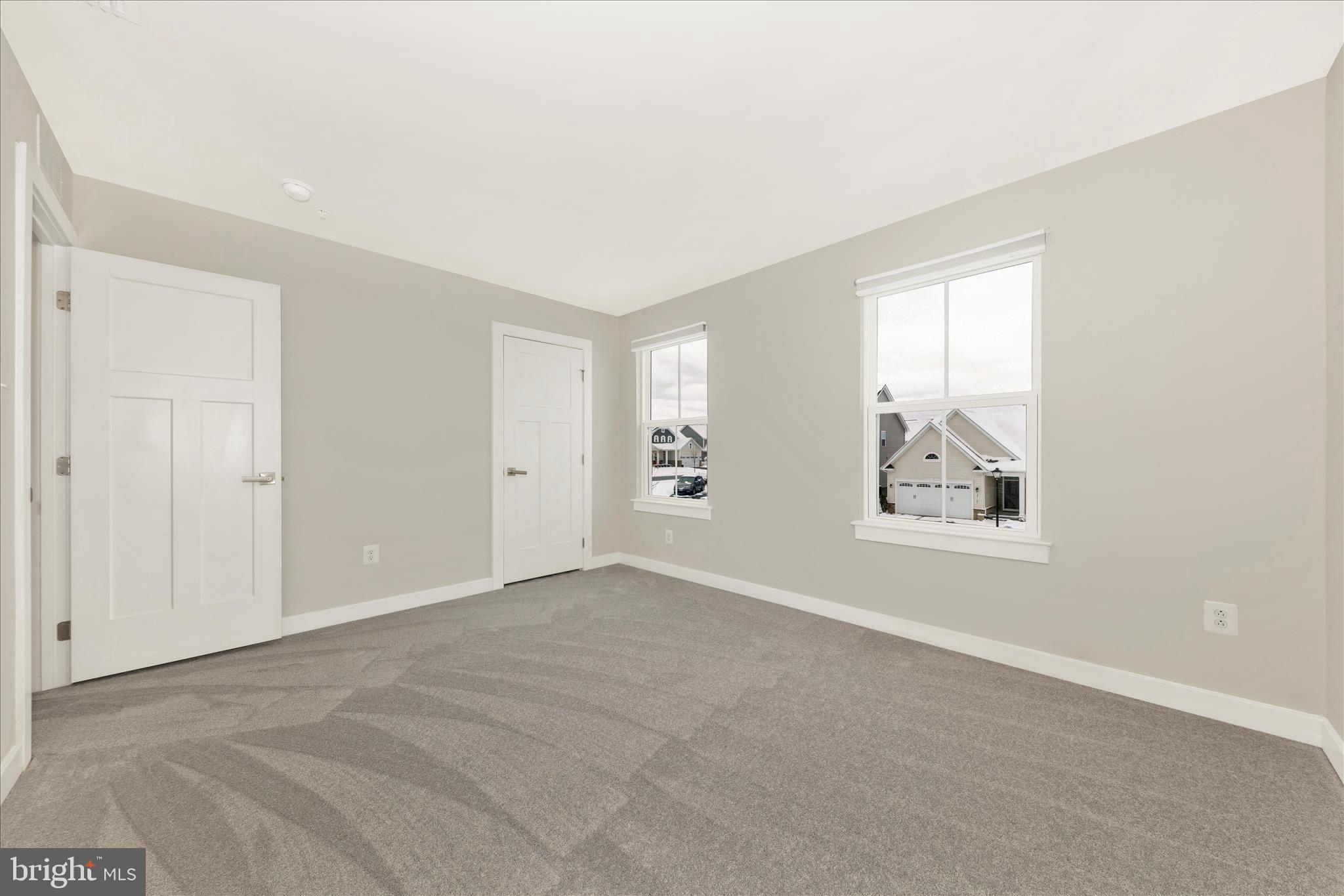 WOODBOURNE MANOR - Residential