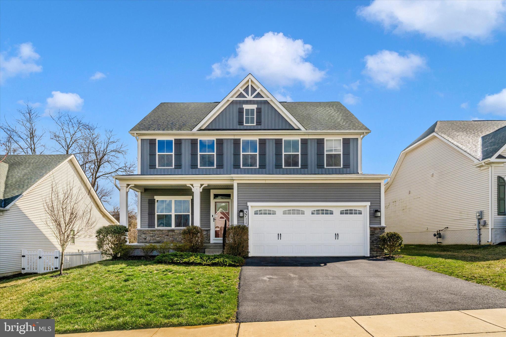 WOODBOURNE MANOR - Residential