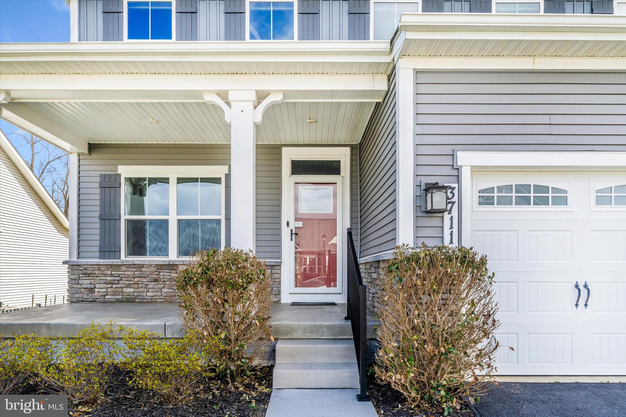 WOODBOURNE MANOR - Residential