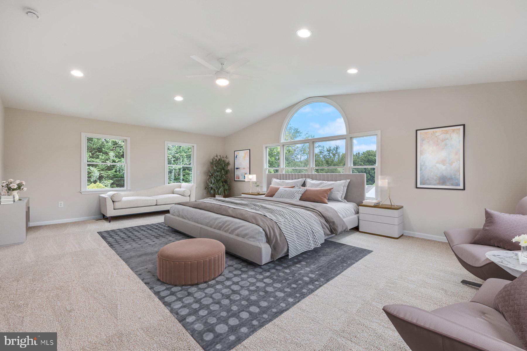 MUNCASTER MANOR - Residential