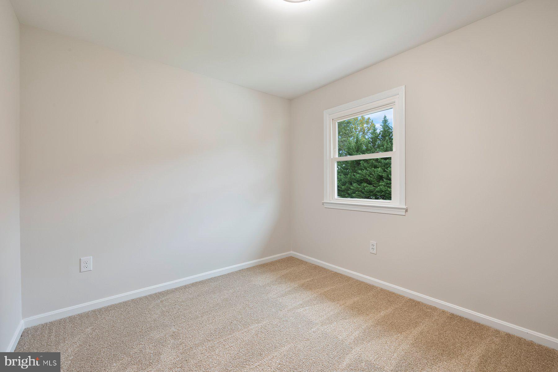 MUNCASTER MANOR - Residential