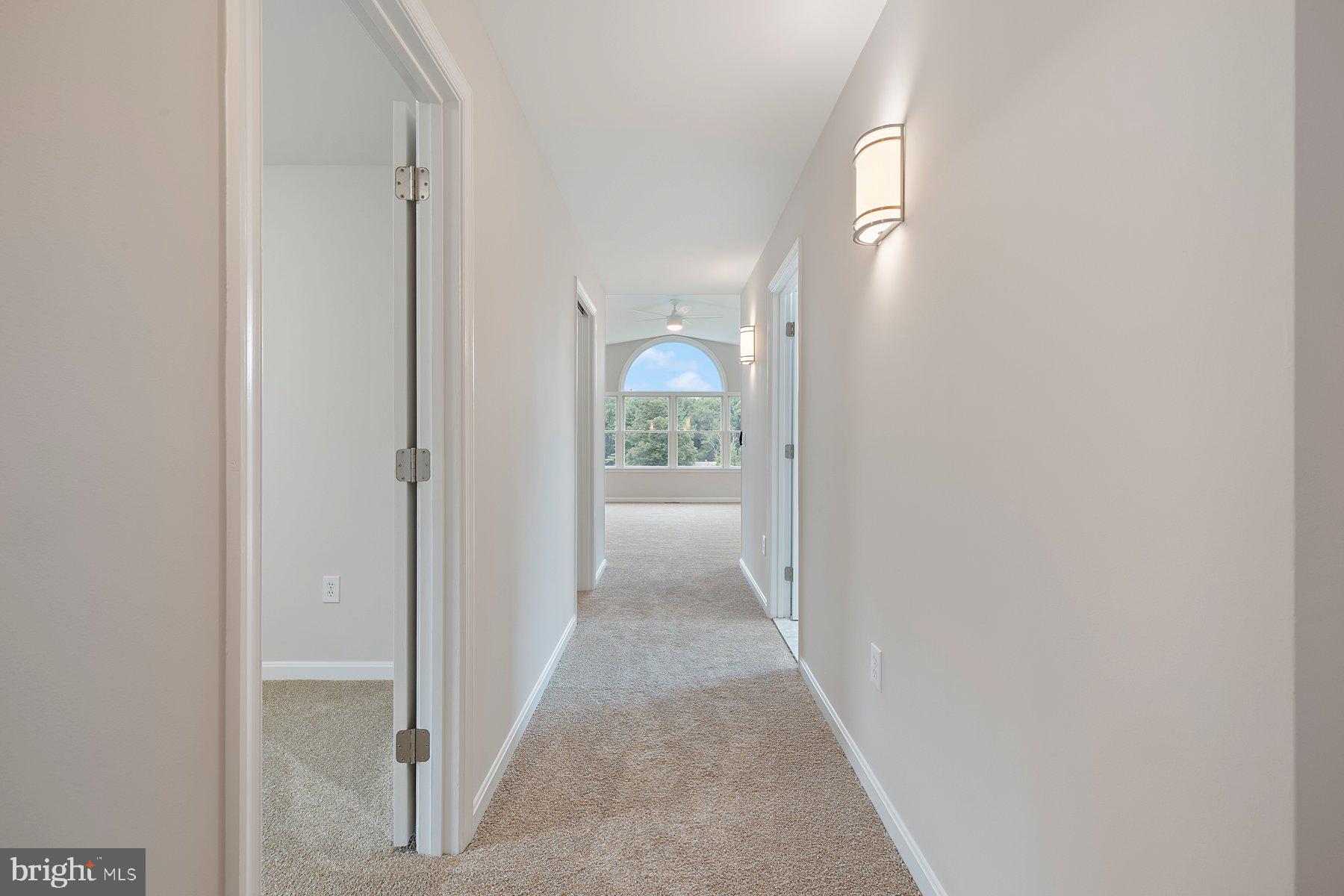 MUNCASTER MANOR - Residential