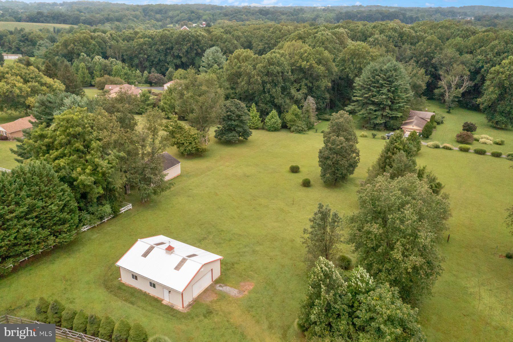 MUNCASTER MANOR - Residential