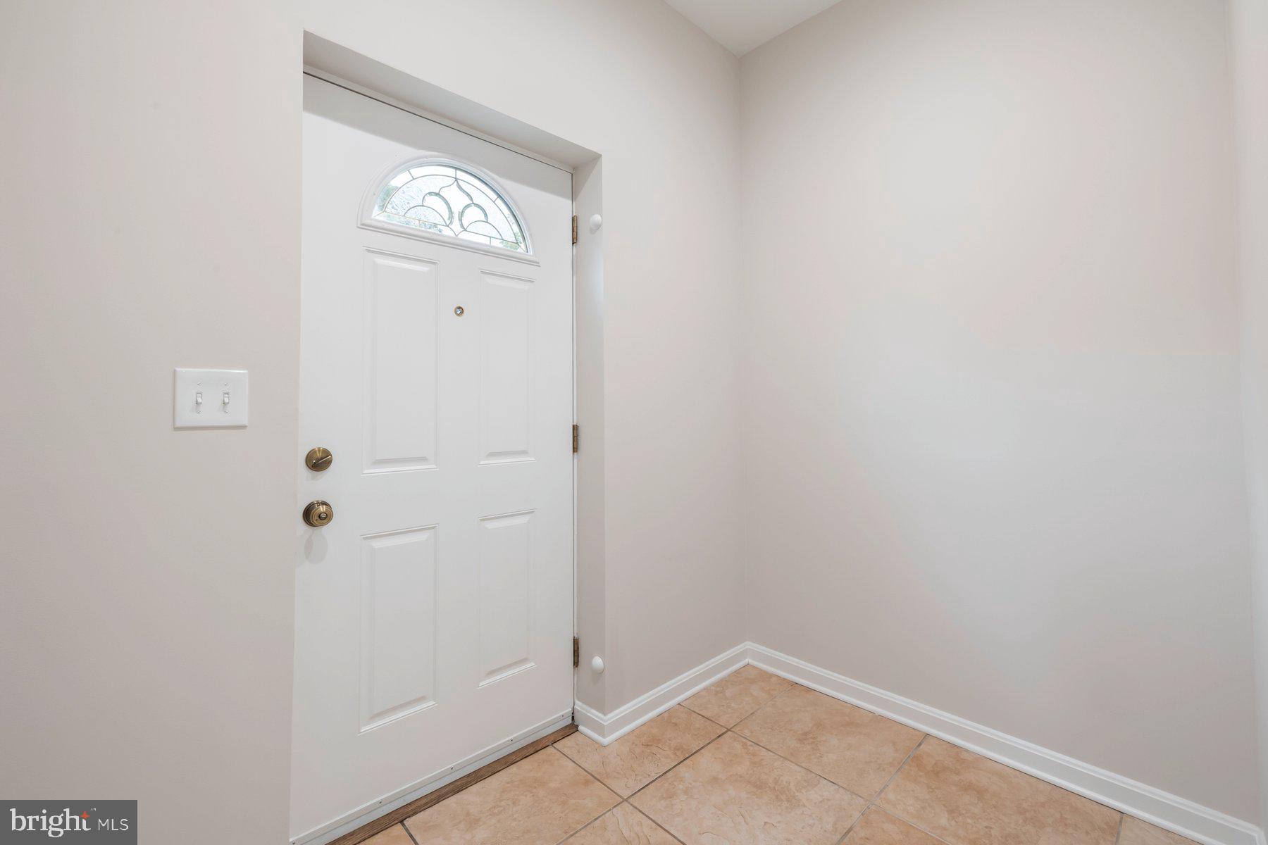 MUNCASTER MANOR - Residential