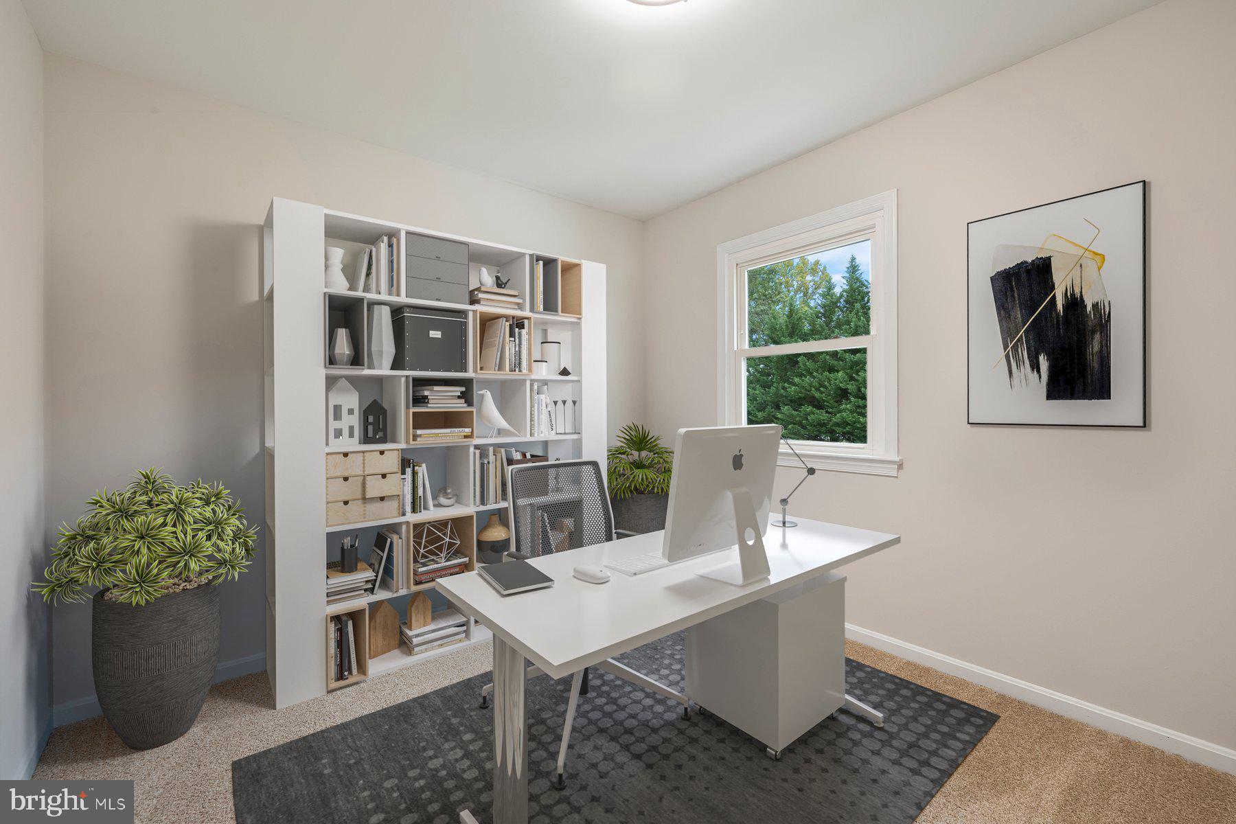 MUNCASTER MANOR - Residential