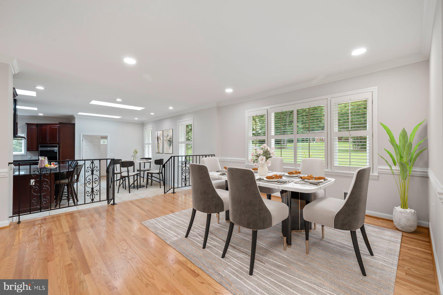 MUNCASTER MANOR - Residential