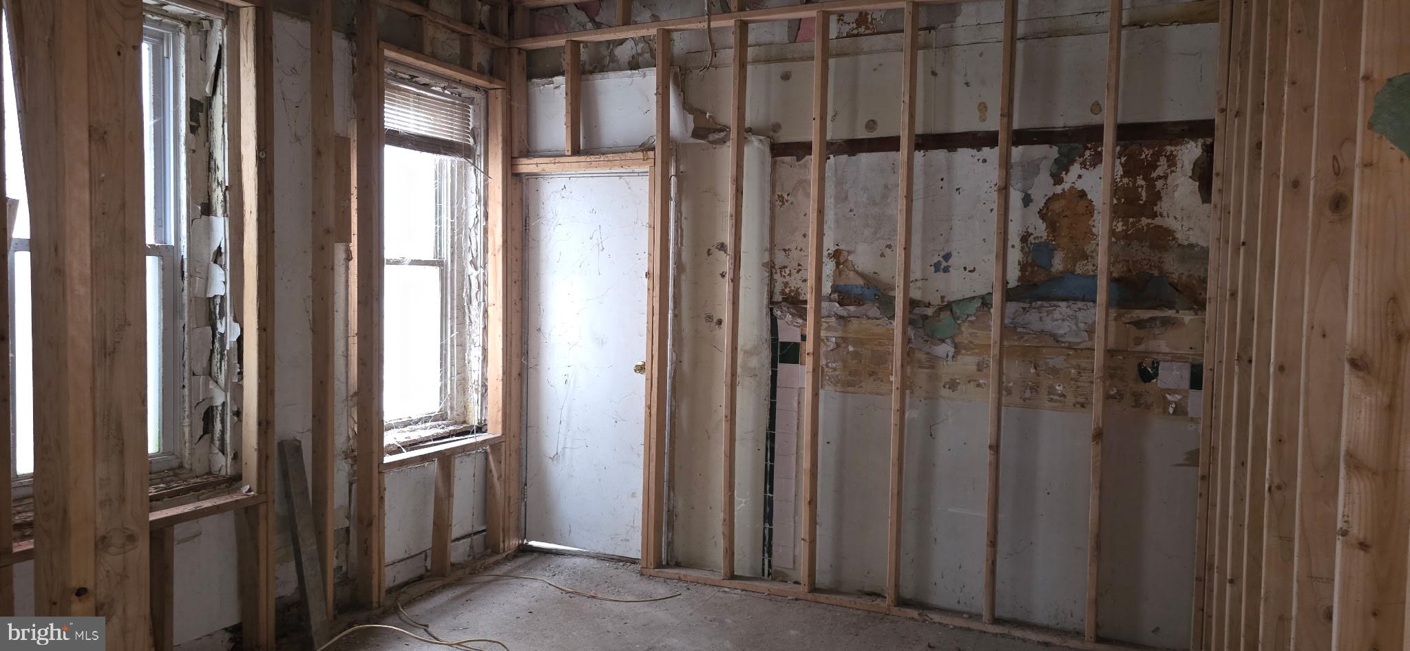 MILL CREEK - Residential Income