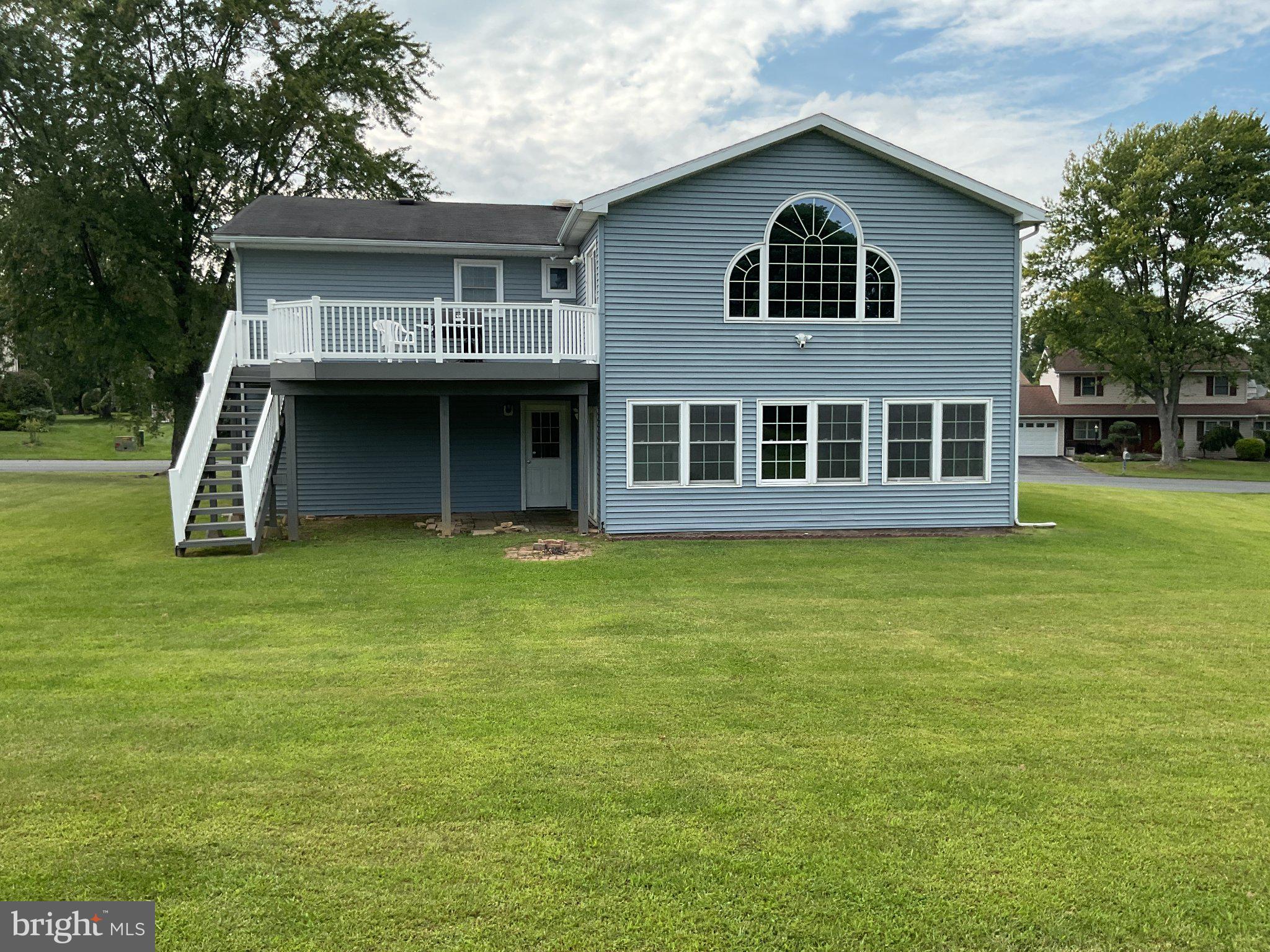 219 MURRAY DRIVE