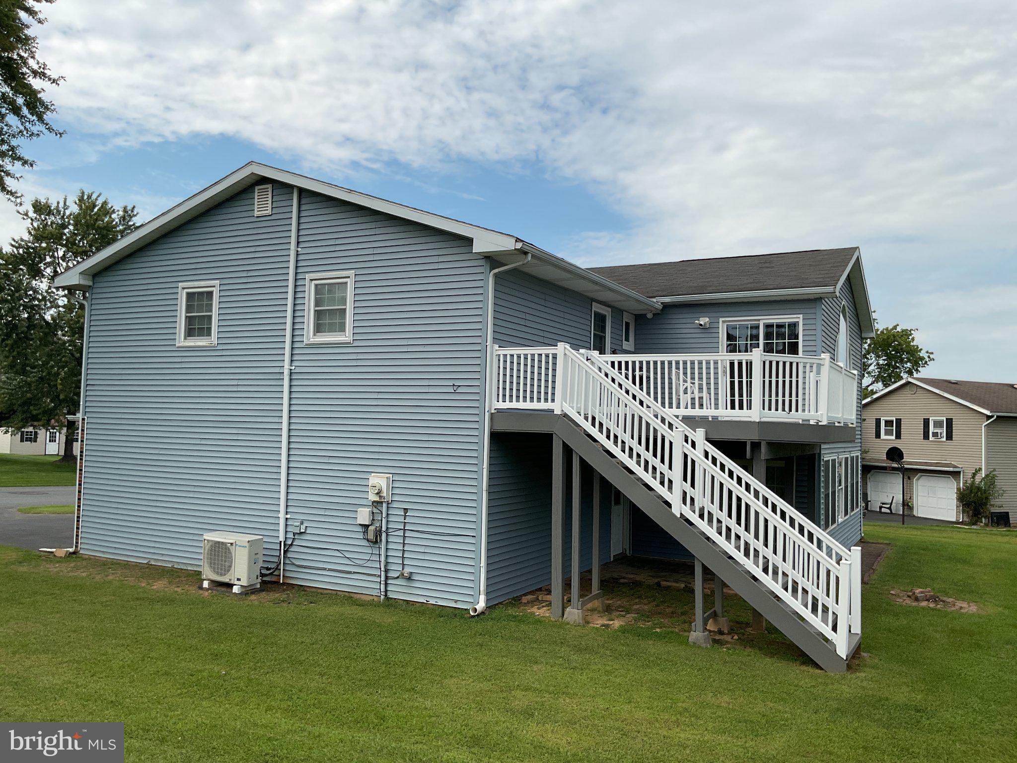 219 MURRAY DRIVE
