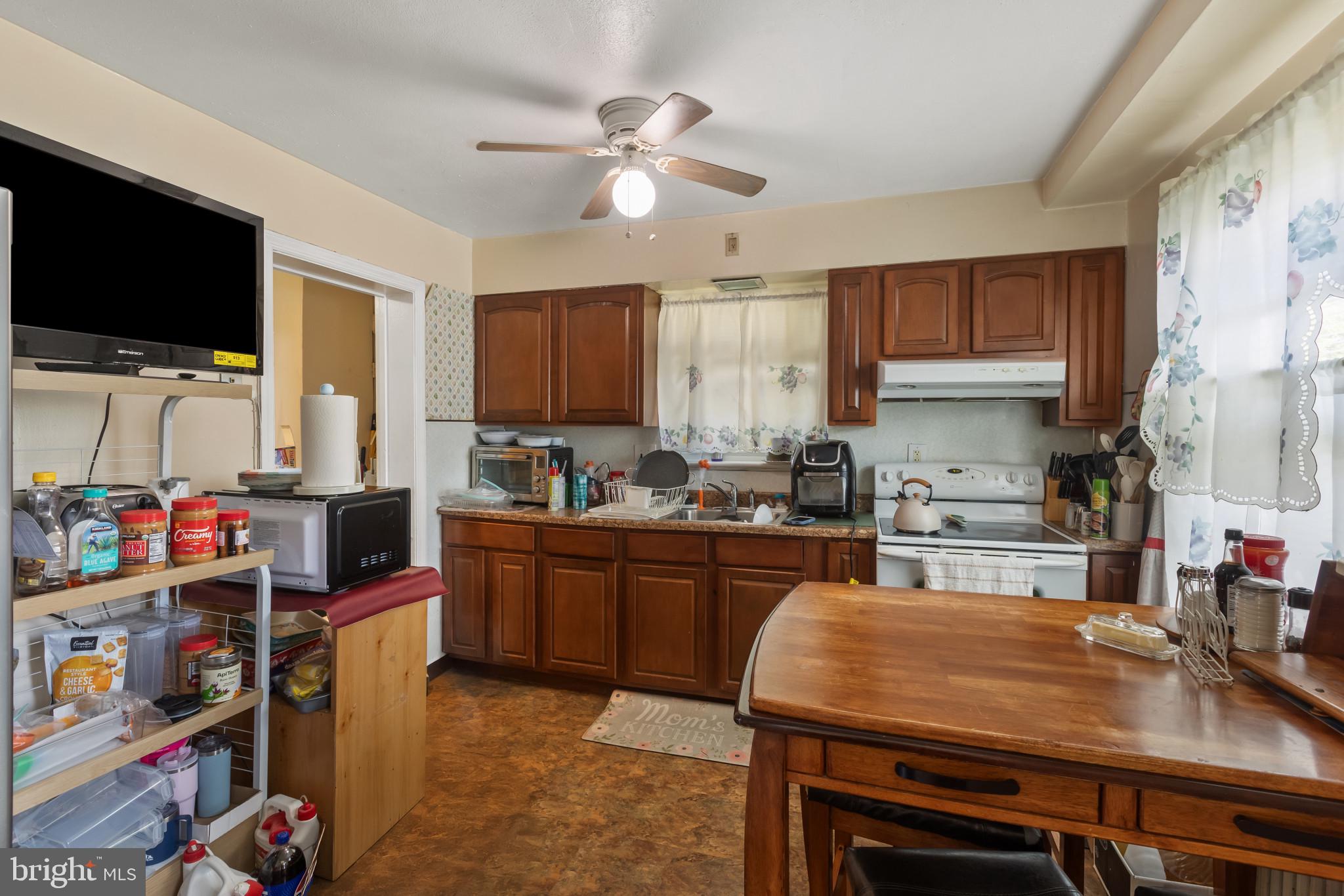 WOODLAWN HEIGHTS - Residential