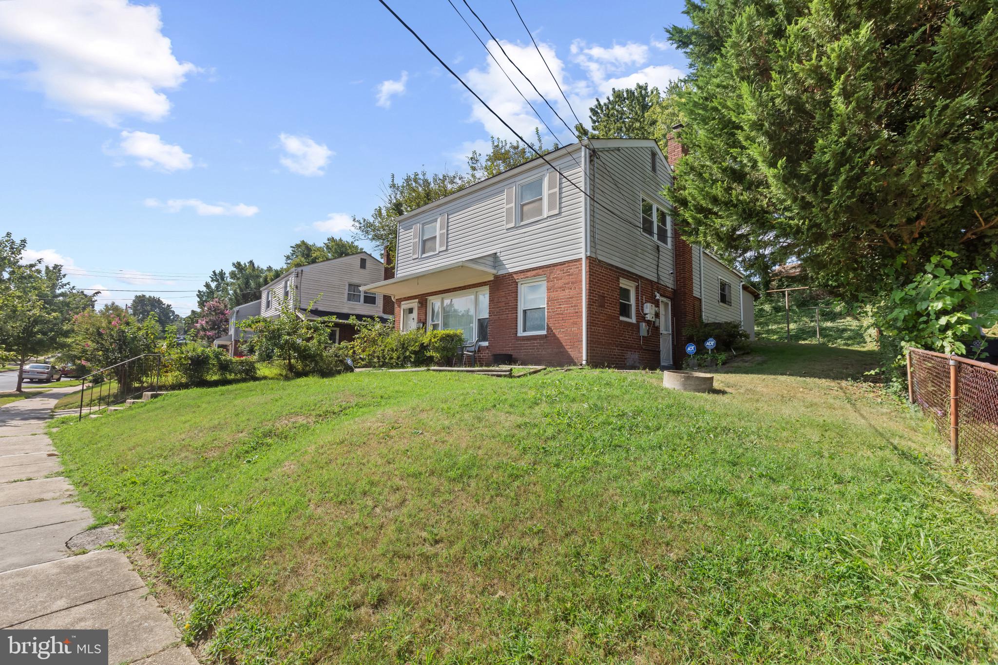 WOODLAWN HEIGHTS - Residential