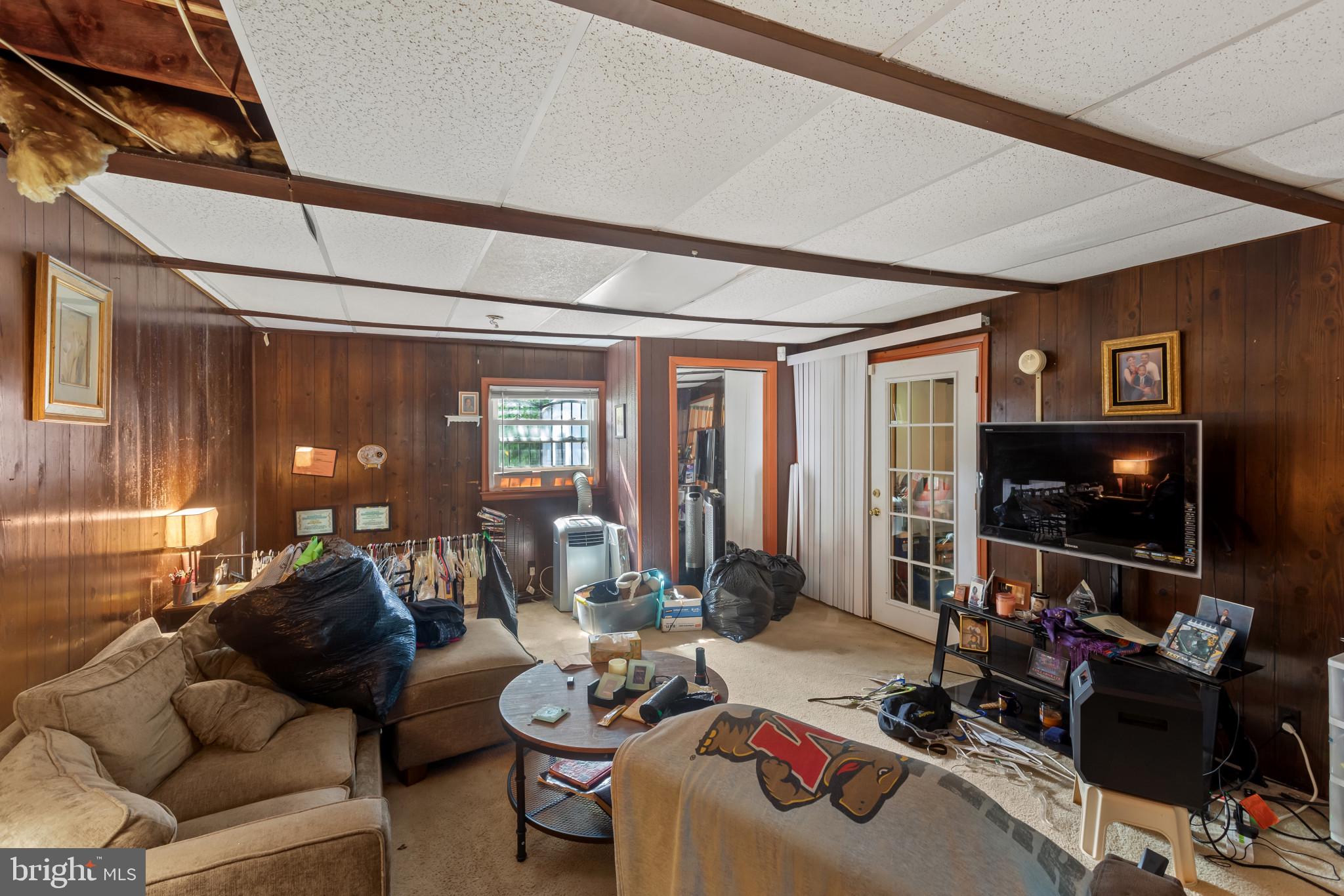 WOODLAWN HEIGHTS - Residential