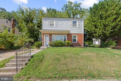 Apartment For Sale - 6607 Stockton Lane<br/> HYATTSVILLE, MD 20784