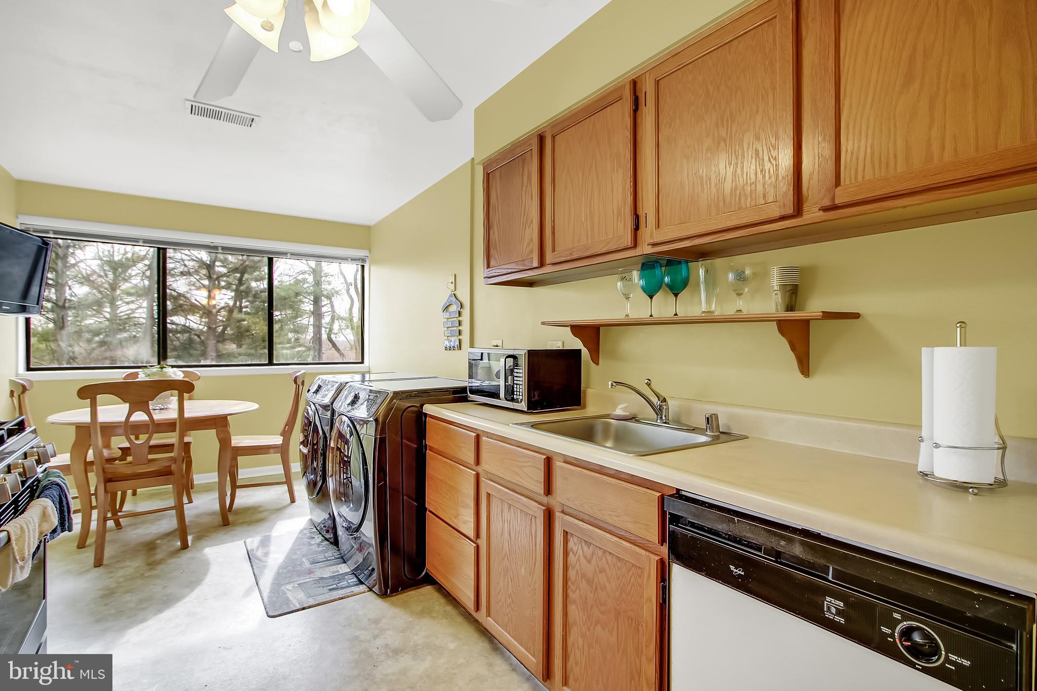 BRIGHT OAKS - Residential